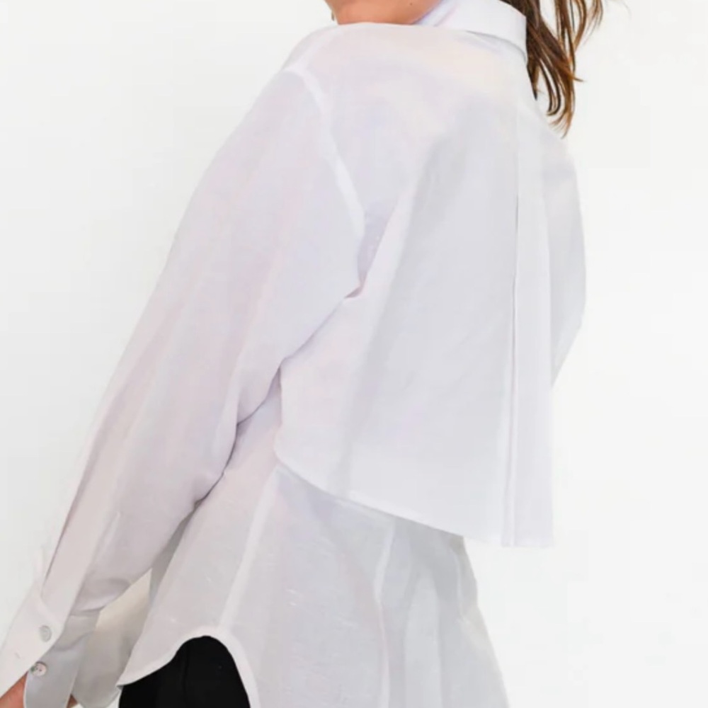White collared button down shirt